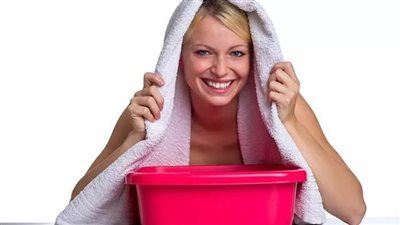 فوائد حمام بخار الوجه، لعلاج حب الشباب