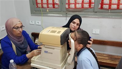 جامعة بنها تواصل القوافل الطبية المتخصصة فى أمراض العيون بقرية كفر عابد بطوخ