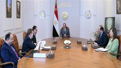 تكليفات رئاسية لرؤساء الحكومة والبنك المركزي والمخابرات ووزيري المالية والتنمية الاقتصادية