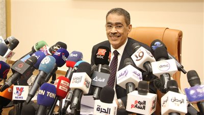 رشوان: اهتمام عالمي غير مسبوق بالقضية الفلسطينية خوفًا من انفجار أزمة بالمنطقة (صور)