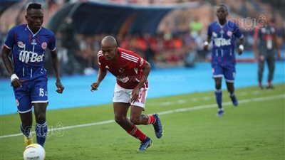 الأهلي يتأهل إلى نصف نهائي الدوري الأفريقي بتعادل صعب أمام سيمبا (صور)