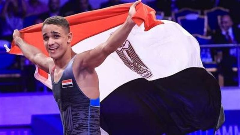 مصطفى حسين لاعب منتخب