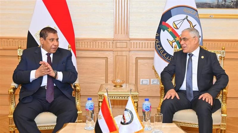 النائب العام يستقبل