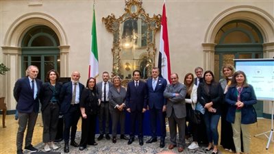 وزير السياحة والآثار يستعرض جهود زيادة الحركة الوافدة لمصر من الخارج