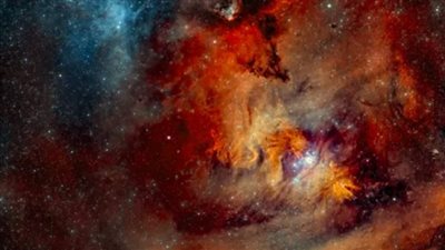 بالاستعانة بصور التلسكوبات، 