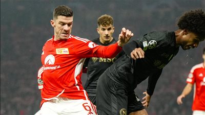 نابولي يخطف هدفا أمام يونيون برلين بدوري أبطال أوروبا 