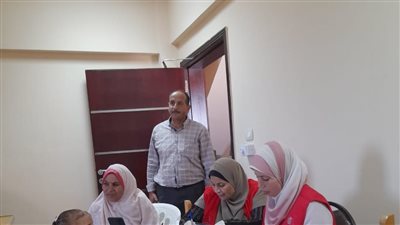 الكشف على 138 حالة في قافلة سكانية بالبحيرة