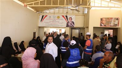 الجيزة: الكشف الطبى على 1557 مواطنا وتحويل 49 حالة للمستشفيات (صور) 