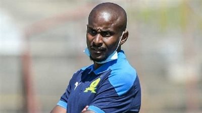 مدرب صن داونز: الأهلي يشكو من التحكيم دائما ويعترض على كل شيء