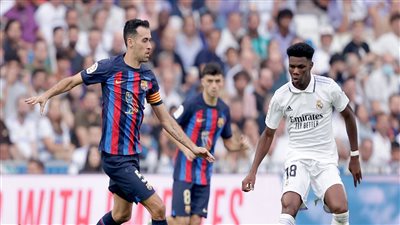 برشلونة يستعيد نجومه المصابين قبل الكلاسيكو ضد ريال مدريد