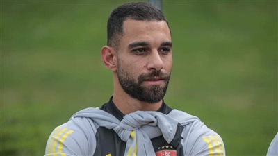 قرار جديد من الأهلي بشأن تجديد عقد عمرو السولية