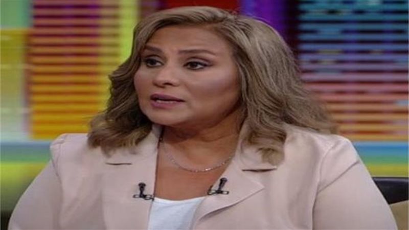 الإعلامية نائلة فاروق