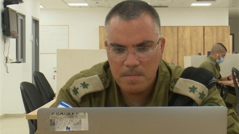 أفيخاي أدرعي، فيتو