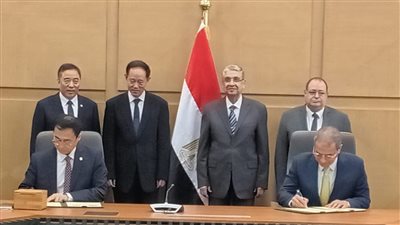 قطاع الكهرباء يشهد توقيع مذكرة إعداد دراسة الجدوى لإنشاء محطة الضخ والتخزين