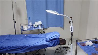 ضبط مركز لزراعة الشعر تديره طالبة وحاصل على دبلوم فنى في الدقهلية 