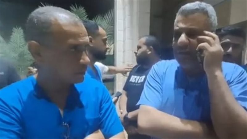 لحظة تلقي طبيب خبر