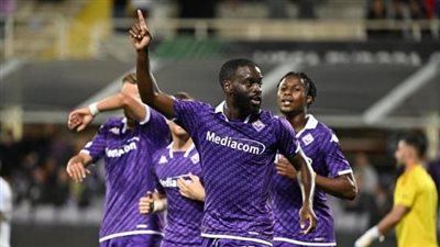 في مباراة مثيرة، فيورنتينا يهزم كالياري بالدوري الإيطالي قبل نهائي دوري المؤتمر