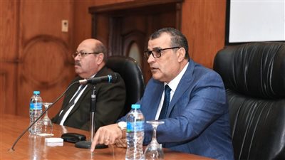وزير الدولة للإنتاج الحربي يجتمع بالعاملين بشركة حلوان للصناعات الهندسية