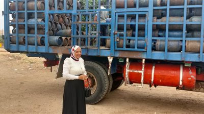 توزيع 80 أسطوانة غاز بسعر المستودع بقافلة سكانية بالبحيرة 