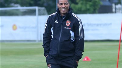 بيبو يتوعد لاعبي الأهلي بمضاعفة غرامة الاعتراض على الجهاز الفني 