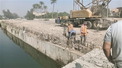 محافظ الجيزة يتابع جهود حملات رفع كفاءة الطرق الداخلية والنظافة بشبرامنت (صور)