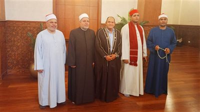 انطلاق مقرأة كبار القراء برواية ورش عن نافع من مسجد الإمام الحسين (بث مباشر)