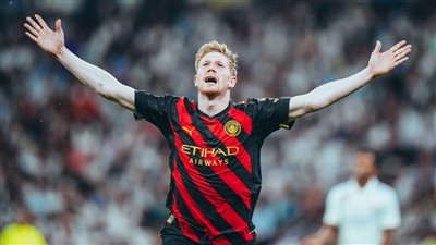 أكثر مما حصلت عليه في 15 سنة، دي بروين يلمح بانتقاله للسعودية