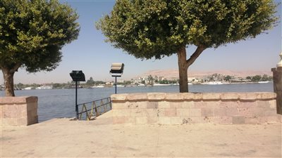 الأقصر تسجل 38 درجة نهارا وسقوط أمطار على جنوب البلاد