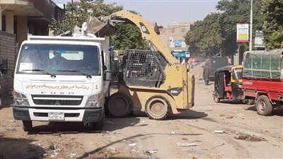 محافظ المنيا يشدد على تكثيف حملات النظافة وتمهيد الطرق والشوارع الرئيسية