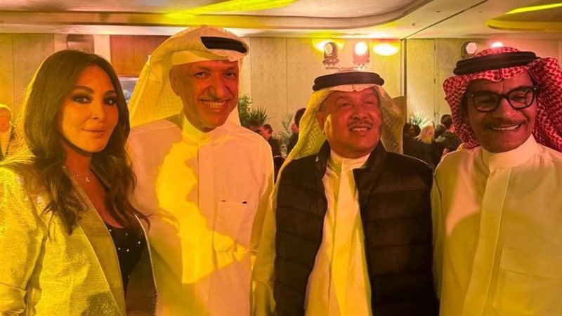 حفل يجمع إليسا ومحمد
