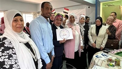 تعليم الجيزة يحتفل بيوم العصا البيضا بمدرسة النور للمكفوفين (صور)