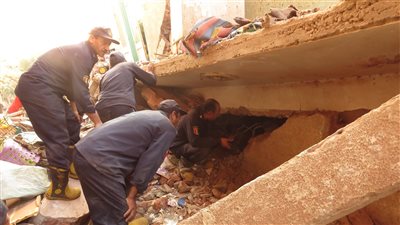 فيتو داخل المنزل المنهار المتسبب فى مصرع واصابة 9 أشخاص بسوهاج (فيديو)