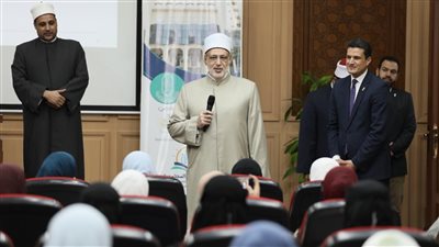 وكيل الأزهر يتابع الدورة الـ 80 لتأهيل المقبلين على الزواج ويثمن جهود مركز الفتوى 