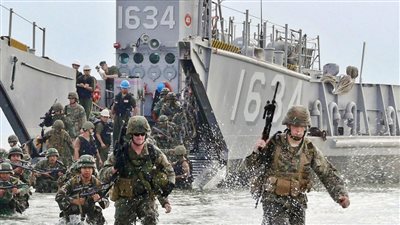 أمريكا تحرك قوة رد سريع تابعة لمشاة البحرية إلى شرق المتوسط