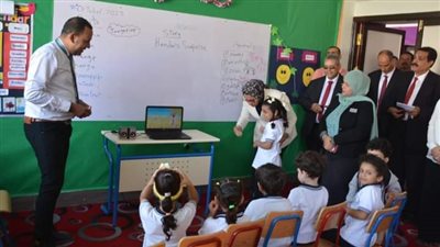 نائب محافظ الوادي الجديد تتابع سير العملية التعليمية ومبادرات تخفيض أسعار السلع الغذائية 