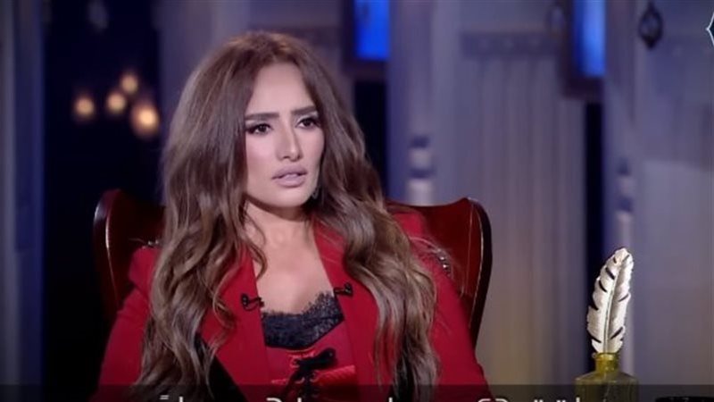 الفنانة زينة