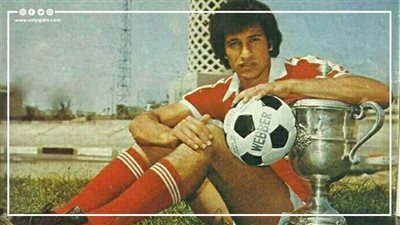 كان بيوفر مصروفه لدخول السينما وهذا سر ارتباطه برقم 10.. مشوار بيبو الكرة المصرية محمود الخطيب (فيديوجراف)