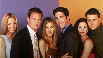 بعد صمت 48 ساعة، أول تعليق من أبطال مسلسل Friends على وفاة الممثل ماثيو بيري