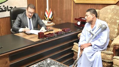 محافظ المنوفية يأمر بصرف مساعدات مالية لعدد من الحالات الإنسانية