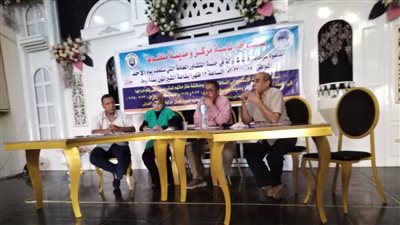 عقد جلسة بمنفلوط أسيوط لمناقشة مشروعات الخطة الاستثمارية للمحافظة 2024 - 2025