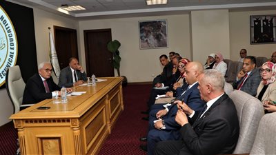 قرارات عاجلة من وزير التعليم بشأن امتحانات الشهادة الإعدادية