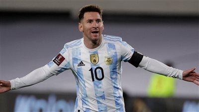 سكالوني يكشف موقف ميسي من المشاركة في كأس العالم 2026