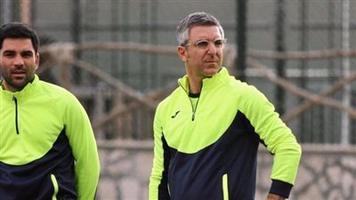 غزل المحلة يقرر إقالة بابافاسيليو وجهازه الفني المعاون بعد فضيحة الجونة