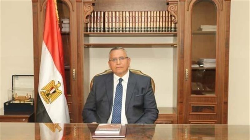 الدكتور عبد السند