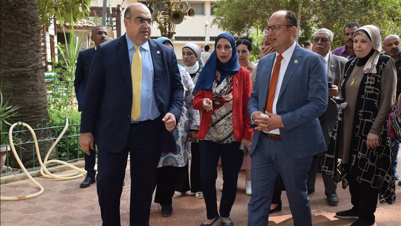 رئيس جامعة حلوان