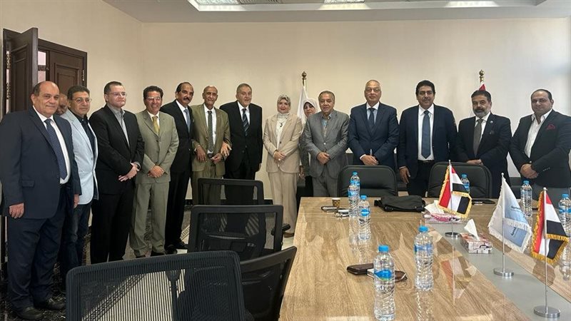 شعبة المصدرين خلال