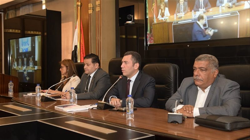 اجتماع لجنة الصناعة