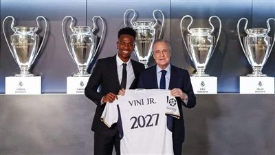 أول تعليق من فينيسيوس بعد التجديد لريال مدريد حتى 2027