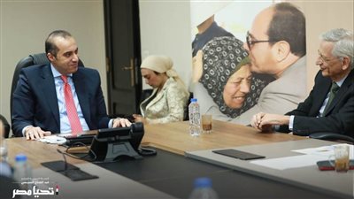 حملة المرشح الرئاسي عبد الفتاح السيسي تستقبل السفير الفرنسي بالقاهرة