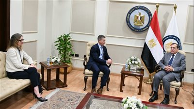 الملا يستقبل رئيس كابريكورن إنرجي البريطانية لمناقشة أنشطة الشركة في مصر